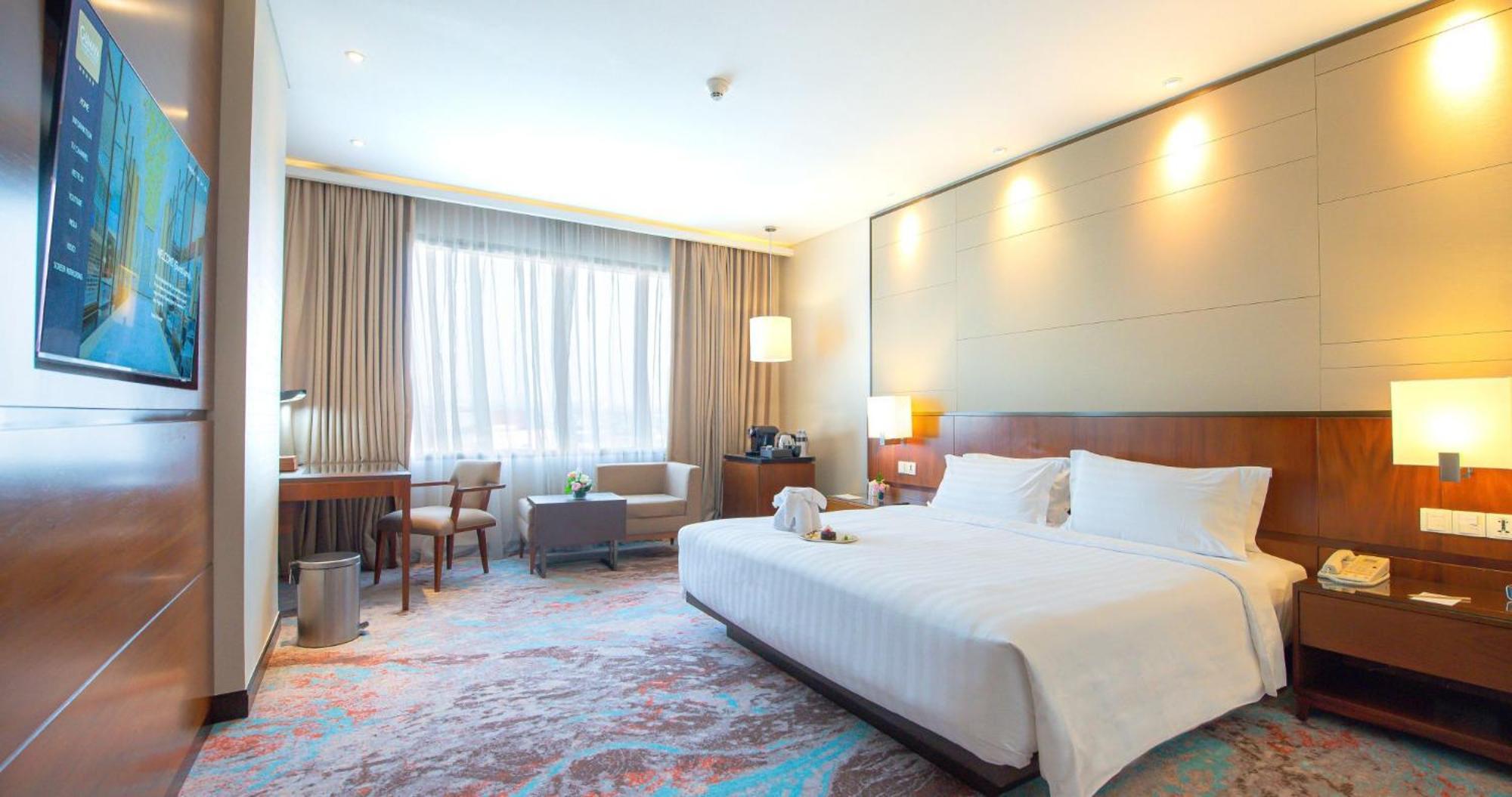 Gumaya Tower Hotel Σεμαράνγκ Εξωτερικό φωτογραφία