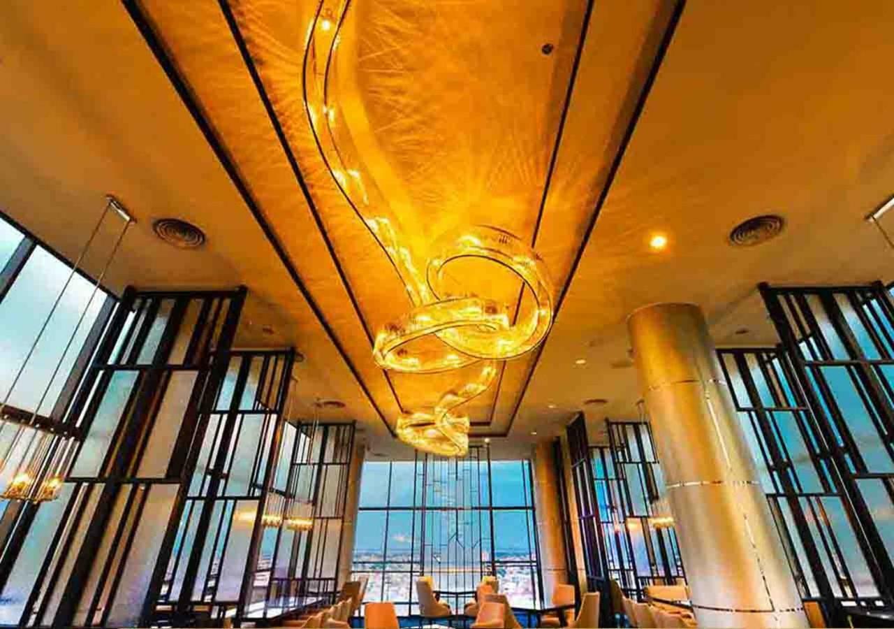 Gumaya Tower Hotel Σεμαράνγκ Εξωτερικό φωτογραφία